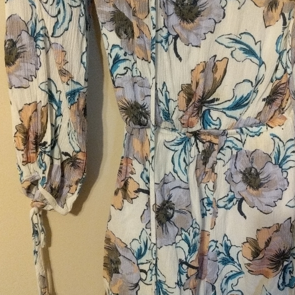 Romper - Picture 3 of 3